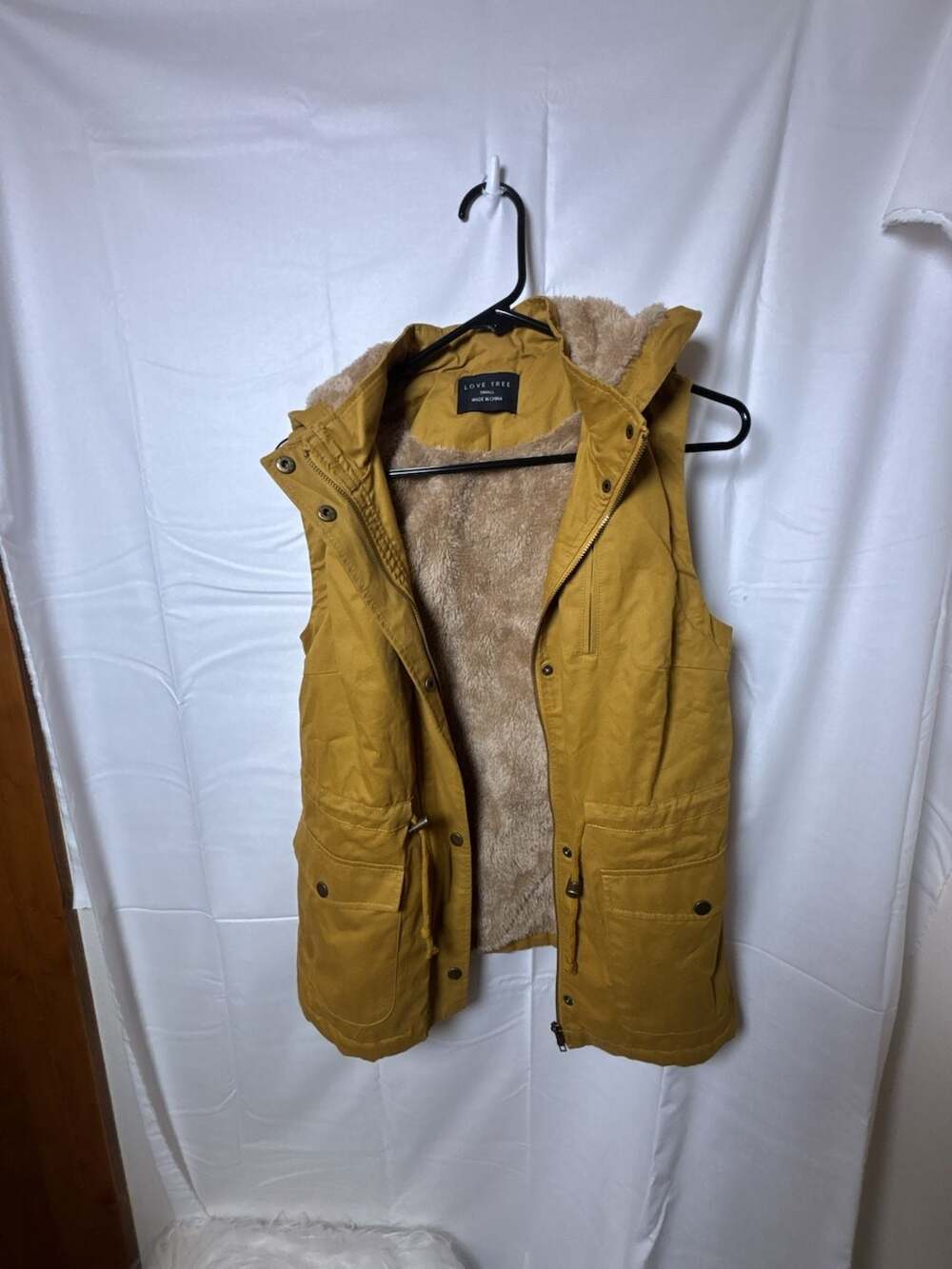 Love Tree Utility Vest Size Small Mustard Faux Fur Lined Hooded